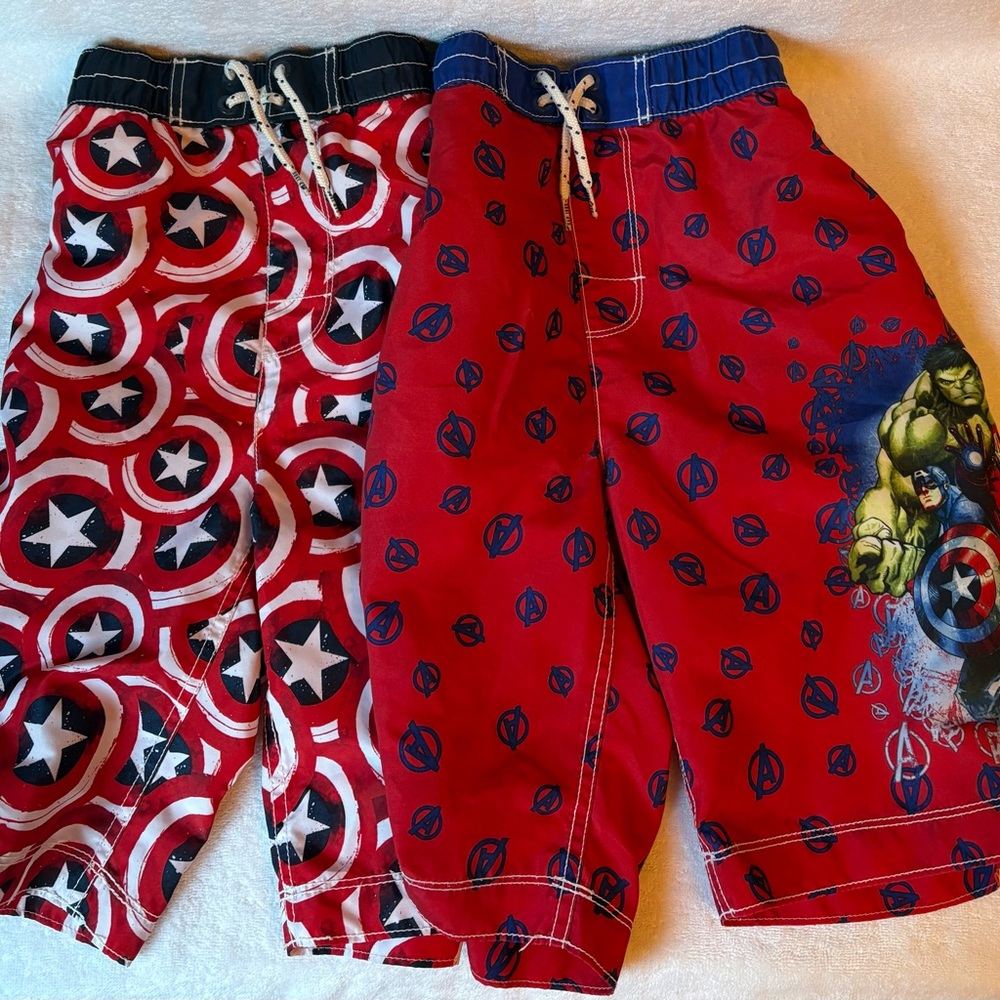 Marvel by GAP Kids - Boys  Red and Blue Avengers Swim Shorts